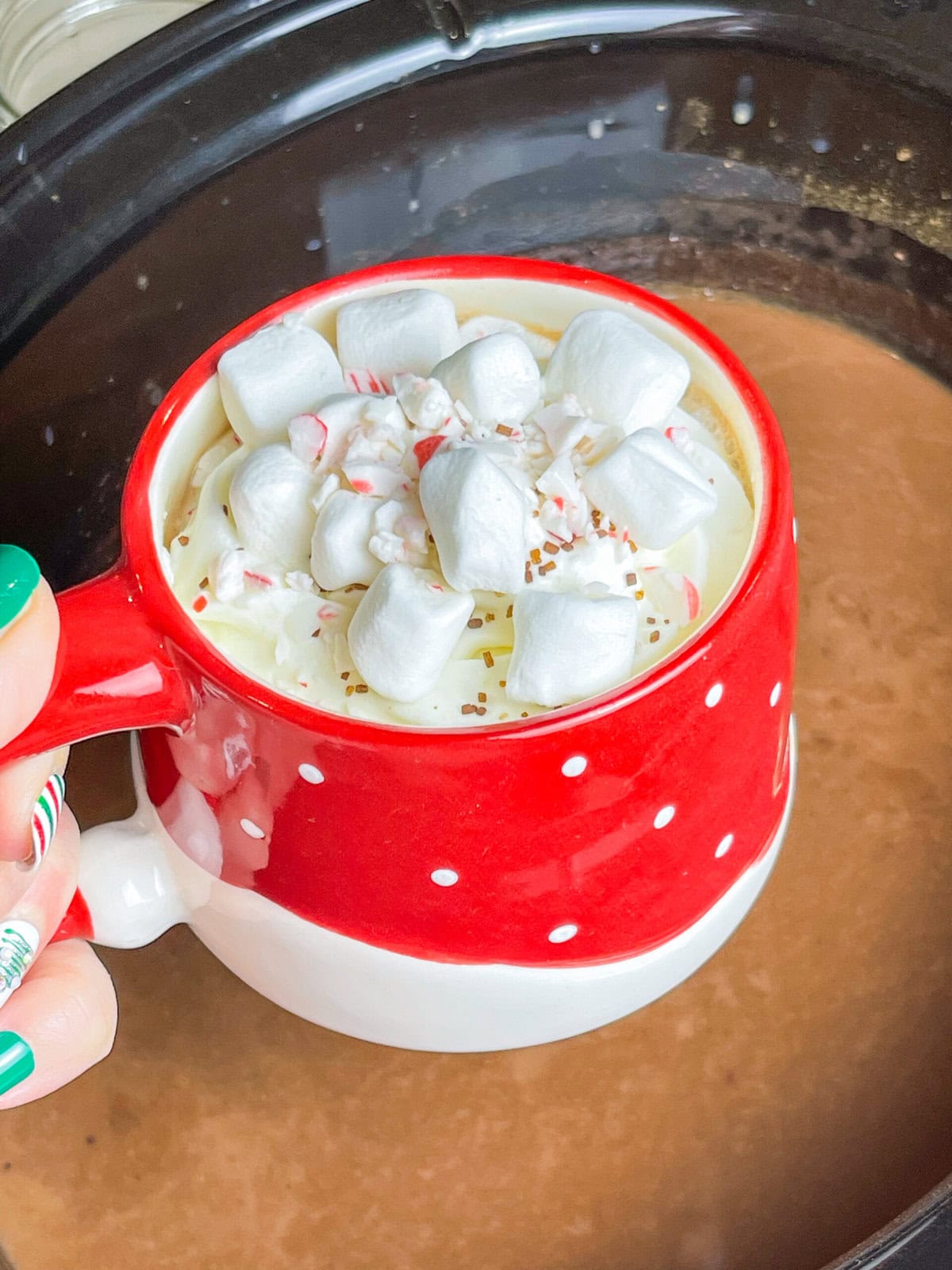 There’s nothing quite like a warm cup of hot chocolate to chase away the chill on a cold day. But what if you could take this comforting classic to the next level—rich, creamy, and effortlessly made in your slow cooker? Enter Crock Pot Hot Chocolate, the ultimate winter treat! This recipe is a game-changer for cozy nights at home, holiday parties, or any time you need to whip up a crowd-pleasing drink with minimal effort. Just toss the ingredients into your crock pot, let it work its magic, and in a few hours, you’ll have the silkiest, most indulgent hot chocolate you’ve ever tasted. Whether you’re topping it with fluffy marshmallows, whipped cream, or a sprinkle of festive flair, this hot chocolate is sure to warm hearts and bring smiles. Ready to sip on something amazing? Let’s dive in!
