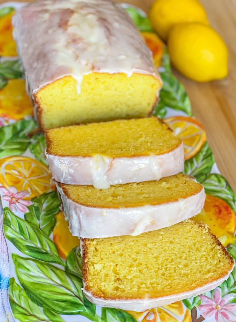 copycat version of Starbuck's Lemon Loaf bread