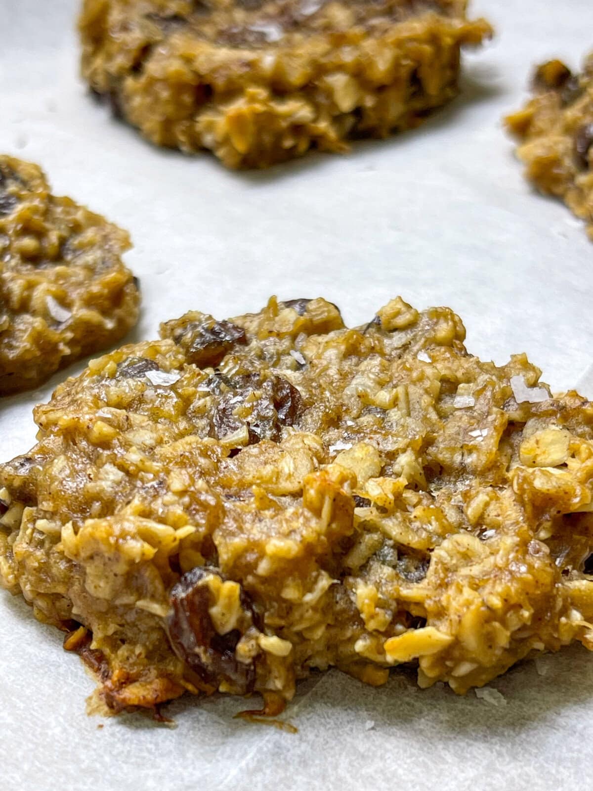 These breakfast cookies are soft, chewy, naturally sweetened, and packed with wholesome ingredients like bananas, oats, nut butter, and a touch of sweetened coconut and honey for that irresistible bakery-style flavor.