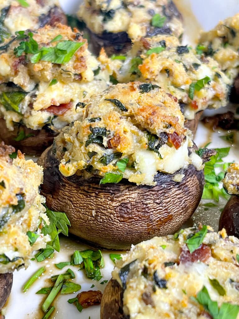 Cheesy Bacon Spinach Stuffed Mushrooms